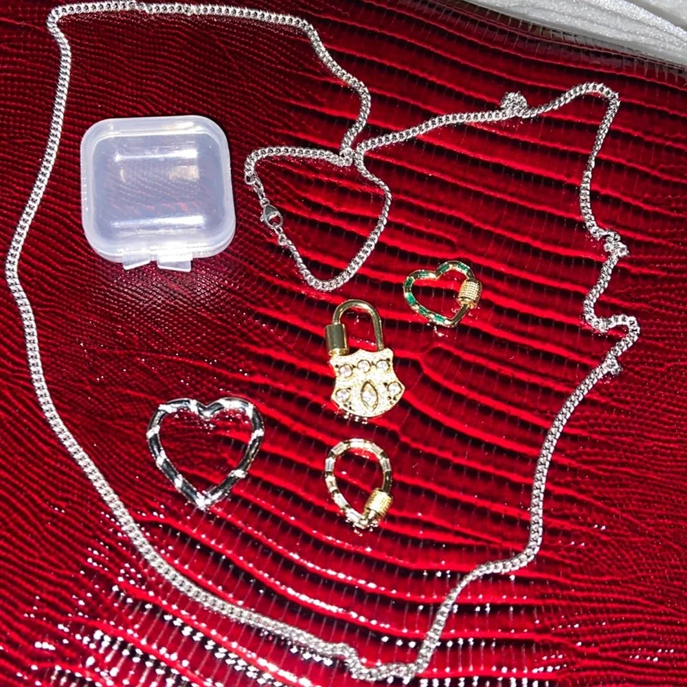 Charm holders for different ones holder only - Picture 4 of 17